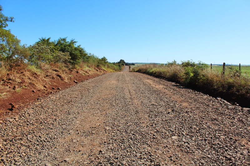 Estrada de acesso a São Lourenço recebe obras de recuperação 